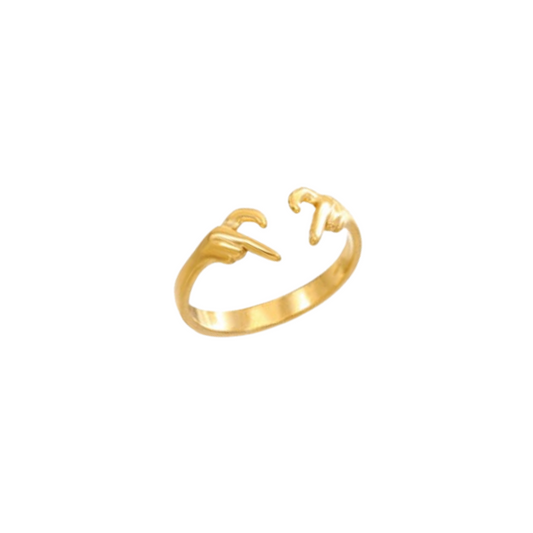 The Finger Heart Ring